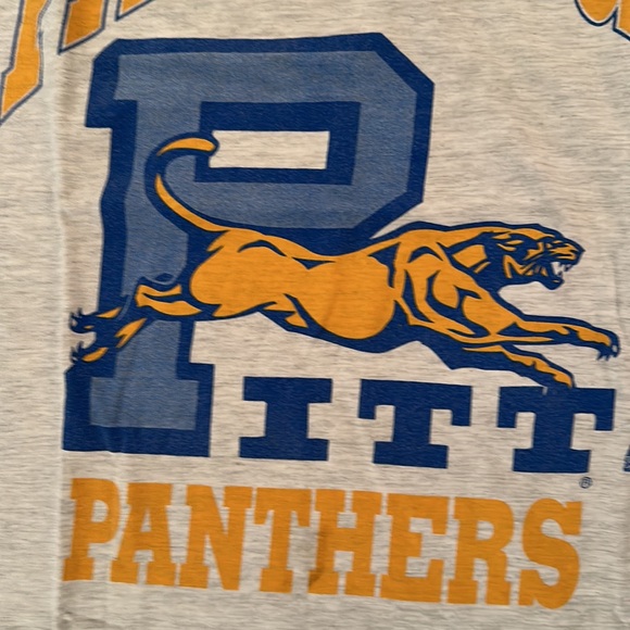 Vintage Pitt Tee Shirt - - Picture 2 of 6